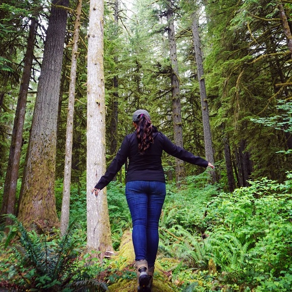 Meet your Posher, Mariana - Picture 3 of 7